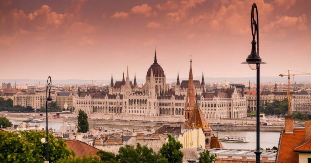 Budapesta Palatul Parlamentului