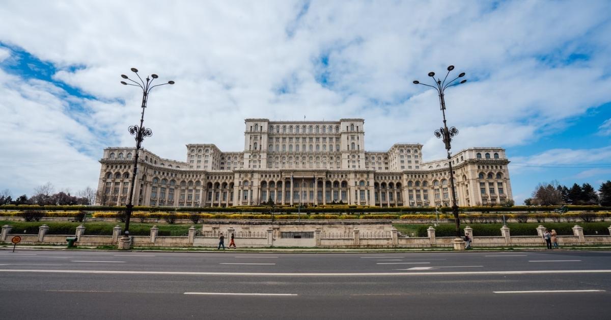 unde te cazezi in bucuresti