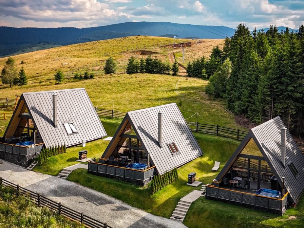 Vălari Frame a frame de inchiriat